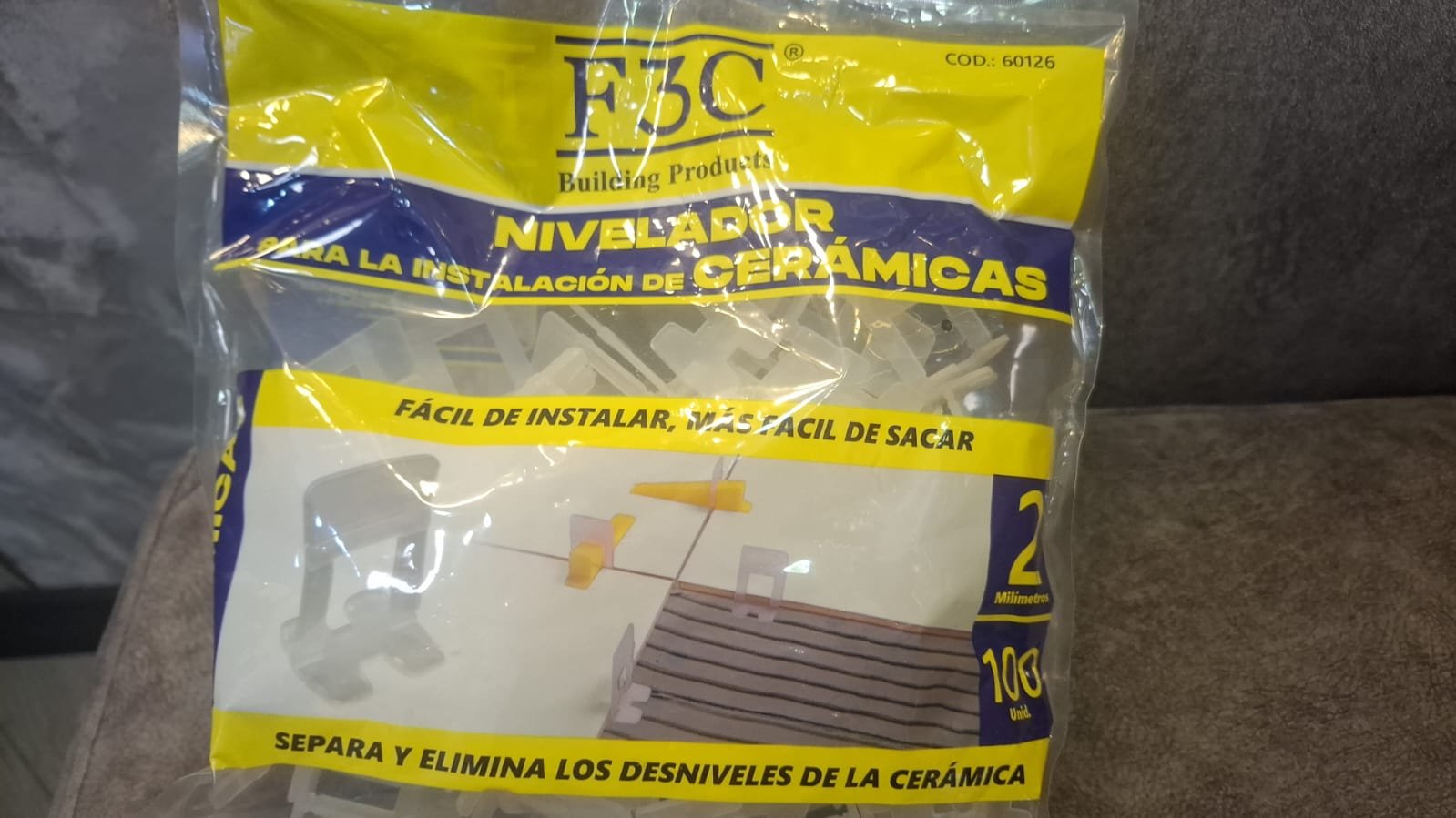 NIVELADOR PARA CERAMICA F3C 2MM 100 UND